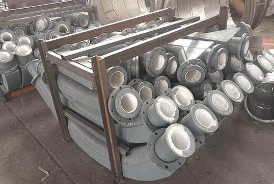 20#+氧化铝耐磨陶瓷复合直管，，，，，，解密工业管材的“黄金战甲”